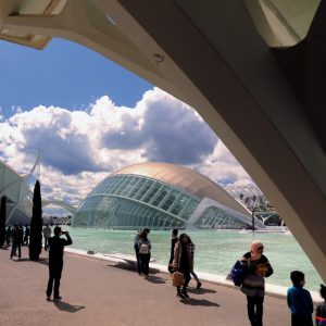 Route through the City of Arts and Sciences of Valencia, with children
