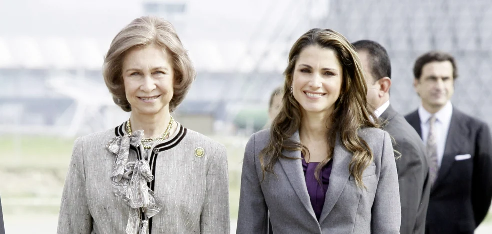 How Queen Sofia has managed to be friends with Noor of Jordan and her enemy Rania